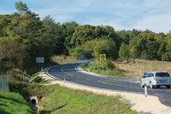 Zväčšiť fotografiu - Medzi novým mestom nad váhom a myjavou už motoristi využívajú vynovený úsek cesty - TSK_Cesta NM-MY (4 of 46)