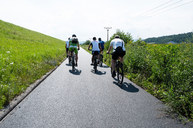 Zväčšiť fotografiu - Medzi novým mestom nad váhom a trenčínom je hotových už 12 km novej cyklotrasy - 20200724_cyklotrasa_TN_NM_016w
