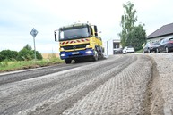 Zväčšiť fotografiu - Motoristi, zvýšte opatrnosť! kraj opravuje takmer 30 km ciest