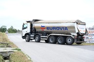 Zväčšiť fotografiu - Motoristi, zvýšte opatrnosť! kraj opravuje takmer 30 km ciest