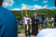 Zväčšiť fotografiu - Najnovší úsek vážskej magistrály prišli slávnostne otvoriť stovky cyklistov - TSK_Otvorenie cyklotrasy_LA-PU_mini-5