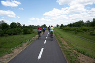 Zväčšiť fotografiu - Najobľúbenejšia župná cyklotrasa vedie popod skalku - cyklo11