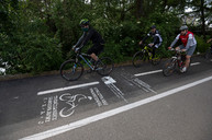 Zväčšiť fotografiu - Novú cyklotrasu si už počas prvého dňa vyskúšalo takmer 1 900 cyklistov - 20200601_TSK_cyklotrasa_042w