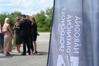 Zväčšiť fotografiu - Obyvatelia bánoviec nad bebravou si vydýchnu, dopravnú záťaž odľahčí nová mimoúrovňová križovatka