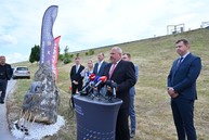 Zväčšiť fotografiu - Obyvatelia bánoviec nad bebravou si vydýchnu, dopravnú záťaž odľahčí nová mimoúrovňová križovatka