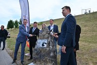 Zväčšiť fotografiu - Obyvatelia bánoviec nad bebravou si vydýchnu, dopravnú záťaž odľahčí nová mimoúrovňová križovatka