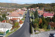 Zväčšiť fotografiu - Obyvatelia obcí veľký klíž a ješkova ves sa tešia z novo zrekonštruovanej cesty.