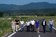 Zväčšiť fotografiu - Poddolované územie v koši pomaličky ožíva - 20230703_Kos_cesta_029w
