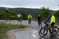 Zväčšiť fotografiu - Považskobystričania sa už nevedia dočkať novej cyklotrasy - 20230803_TSK_039w