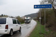 Zväčšiť fotografiu - Práce napredujú aj medzi novým mestom nad váhou a myjavou - 20230413_TSK_cesty_072w