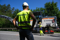Práce odštartovali už aj na ďalších dvoch frekventovaných úsekoch ciest v trenčianskom kraji, na ktoré župa získala financie z eurofondov - 20190815_TSK_NM_MY_cesta_022w