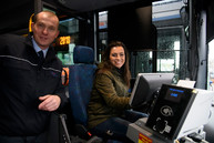 Predčasný vianočný darček v podobe dvadsaťpäťky modrých autobusov odovzdaný do užívania cestujúcej verejnosti - 20181124_TN_TSK_SAD_autobusy_007w