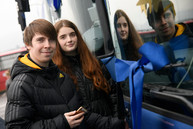 Predčasný vianočný darček v podobe dvadsaťpäťky modrých autobusov odovzdaný do užívania cestujúcej verejnosti - 20181124_TN_TSK_SAD_autobusy_033w