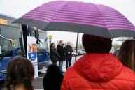 Predčasný vianočný darček v podobe dvadsaťpäťky modrých autobusov odovzdaný do užívania cestujúcej verejnosti - 20181124_TN_TSK_SAD_autobusy_041w