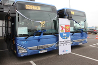 Predčasný vianočný darček v podobe dvadsaťpäťky modrých autobusov odovzdaný do užívania cestujúcej verejnosti - IMG_8035