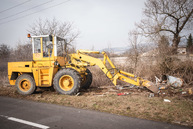 Zväčšiť fotografiu - Pri výstavbe cyklotrás župa rieši aj dlhoročný problém – skládky odpadu - TSK_SC_čistenie skládky_web-5