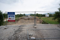 Zväčšiť fotografiu - Problematický most predĺži práce na panelke o 1 rok - 20230725_most_201_I9_001w
