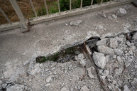 Zväčšiť fotografiu - Problematický most predĺži práce na panelke o 1 rok - 20230725_most_201_I9_016w