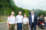 Zväčšiť fotografiu - Spojnica dvoch krajov a dvoch okresov je opäť otvorená - TSK_Veľké Uherce_Skýcov_otvorenie_mini (18 of 64)