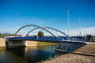 Zväčšiť fotografiu - Starý železný most nahradilo malé apollo - TSK_most Ilava_otvorenie_mini (53 of 66)