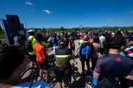 Zväčšiť fotografiu - Stovky nadšencov cyklistiky otvorili spoločnou jazdou nový úsek vážskej cyklomagistrály