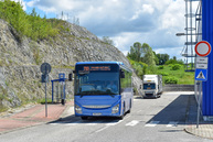 Zväčšiť fotografiu - Taktové cestovné poriadky prilákali do modrých autobusov nových cestujúcich