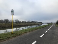Zväčšiť fotografiu - Trenčín s novým mestom nad váhom prepojil ďalší úsek vážskej cyklomagistrály - 073 - Horná Pažiť - rázcestie na Melčice-Lieskové (1)