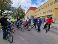 Zväčšiť fotografiu - Výstavba ďalšieho úseku cyklotrasy na považí výrazne pokročila - 20231016_111612