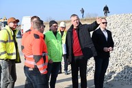 Zväčšiť fotografiu - Výstavba predposledného úseku vážskej cyklomagistrály napreduje rýchlym tempom