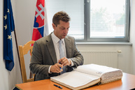 Zväčšiť fotografiu - Výstavba rýchlostnej cesty r2 i rekonštrukcia panelky boli témami rokovania s ministrom dopravy - TSK_Návšteva ministra dopravy (23 of 49)