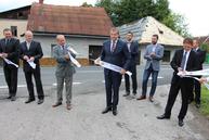 Zrekonštruovaný úsek cesty ii. triedy z nitrianskeho pravna po hranicu žilinského samosprávneho kraja je od piatku v prevádzke - b