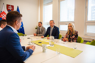 Zväčšiť fotografiu - Župe sa podarilo presadiť ďalšie požiadavky cestujúcich - TSK_vlakovy_grafikon_mini__3_of_11_
