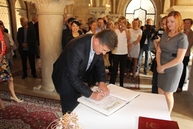 Kraj hradov, zámkov a legiend očaril zahraničných diplomatov - 18