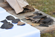 Zväčšiť fotografiu - Archeologický výskum odhalil rozsiahle osídlenie z troch časových úseko - vaza