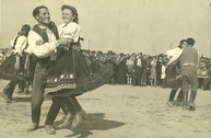 Zväčšiť fotografiu - Certifikát o zápise do reprezentatívneho zoznamu nkd slovenska už majú doma na myjave - F_002_Sellacka, Kalnica, okolo roku 1946, Arch�v Igor Jel�nek
