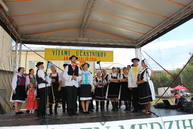 Deň medzihoria organizovala tento rok obec oslany; do tanca hrali kollárovci - IMG_2058