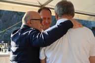 Zväčšiť fotografiu - Do rodiny držiteľov beckovského slnka pribudol renomovaný fotograf