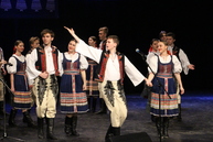 Zväčšiť fotografiu - Folklór naprieč trenčianskym krajom pomáhal - IMG_0137