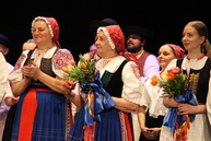Zväčšiť fotografiu - Folklór naprieč trenčianskym krajom pomáhal - IMG_0447