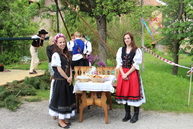 Folklórne dedičstvo trenčianskeho kraja pod jednou strechou, župa stále zbiera podklady na knižnú publikáciu - IMG_3058