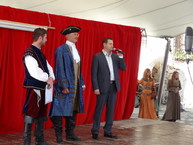 História a bohatý hradný program opäť prilákali tisícky návštevníkov - DSC00190_resize