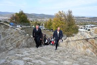 Zväčšiť fotografiu - Kavalier na trenčianskom hrade láka prvých návštevníkov, obnova dominanty pokračuje