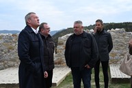 Zväčšiť fotografiu - Kavalier na trenčianskom hrade láka prvých návštevníkov, obnova dominanty pokračuje