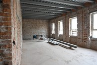 Zväčšiť fotografiu - Knihy dostávajú nový domov