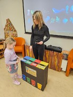 Zväčšiť fotografiu - Knižnici záleží na zdraví planéty i jednotlivcov - 