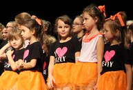 Mažoretky nelly z púchova oslávili dvadsaťročnicu, svojim trénerkám a rodičom sa poďakovali slávnostným galaprogramom - IMG_7172