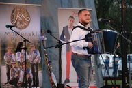 Zväčšiť fotografiu - Moštenskí pajtáši uviedli do života hneď dve nové cd - IMG_0407
