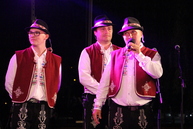 Zväčšiť fotografiu - Moštenskí pajtáši uviedli do života hneď dve nové cd - IMG_0479