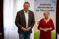 Zväčšiť fotografiu - Na celoštátnej recitačnej súťaži reprezentovala kraj trojica seniorov - TSK_JDS TTeplice (5 of 6)