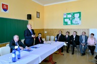 Na novomestskom gymnáziu uviedli do života knihu o holokauste - 20140407_NM_11